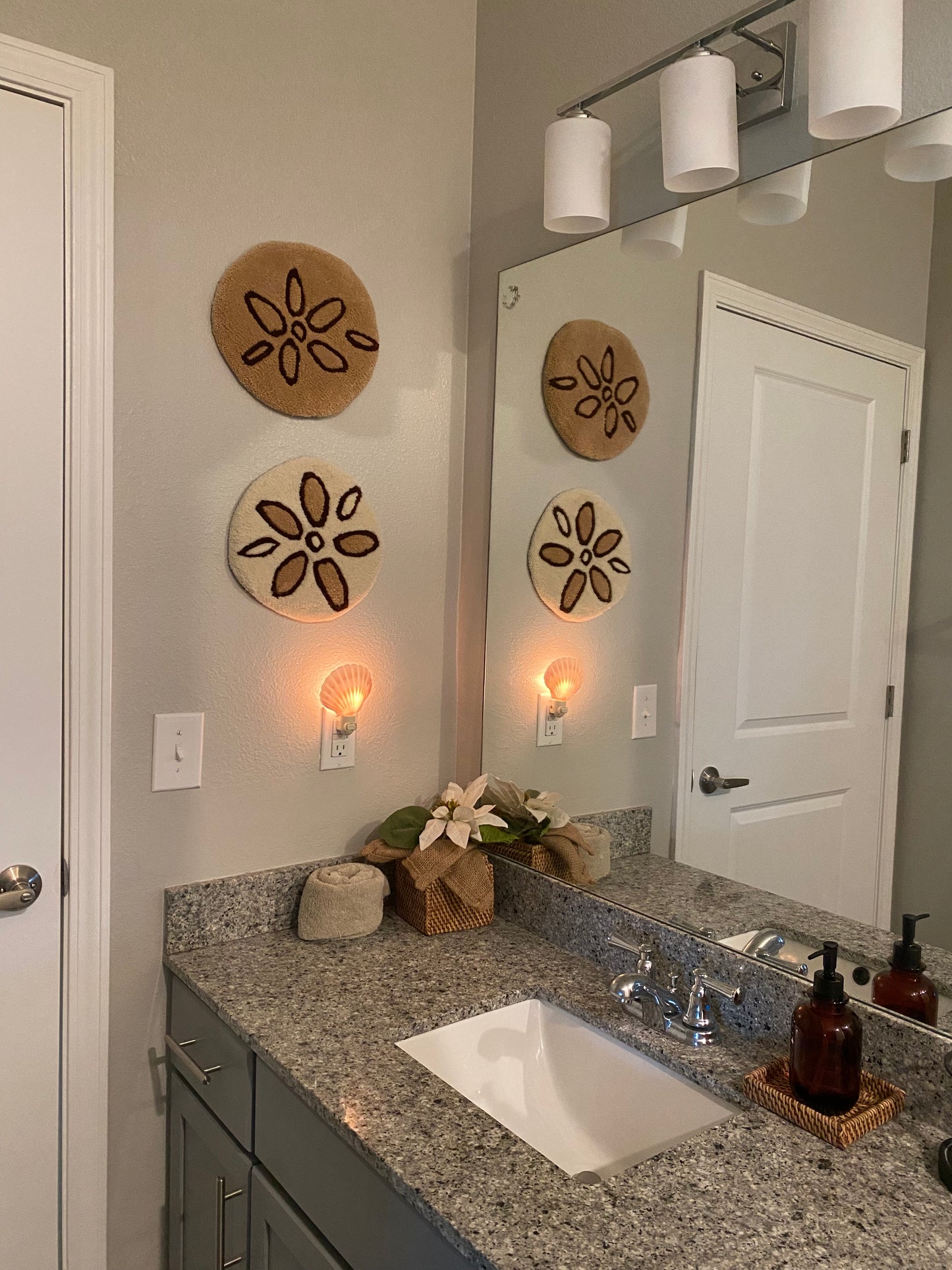 Sand Dollar Mini Mat