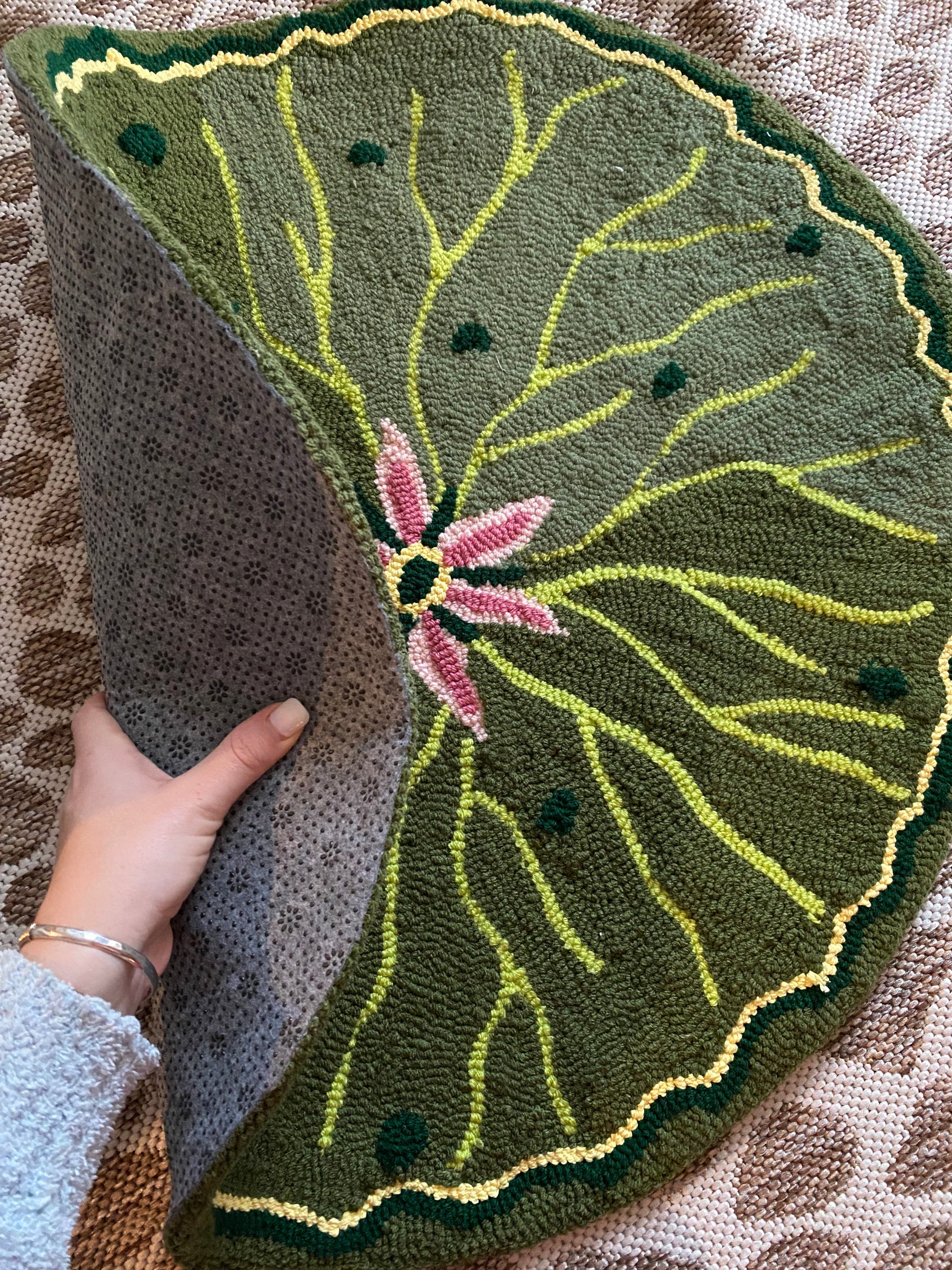 Lily Pad Rug – Lil Tuft Co