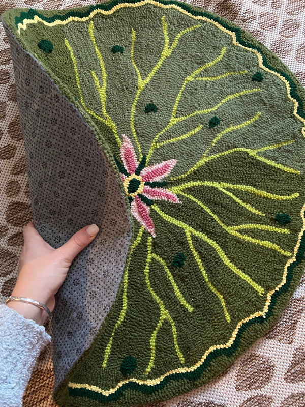 Lily Pad Rug – Lil Tuft Co