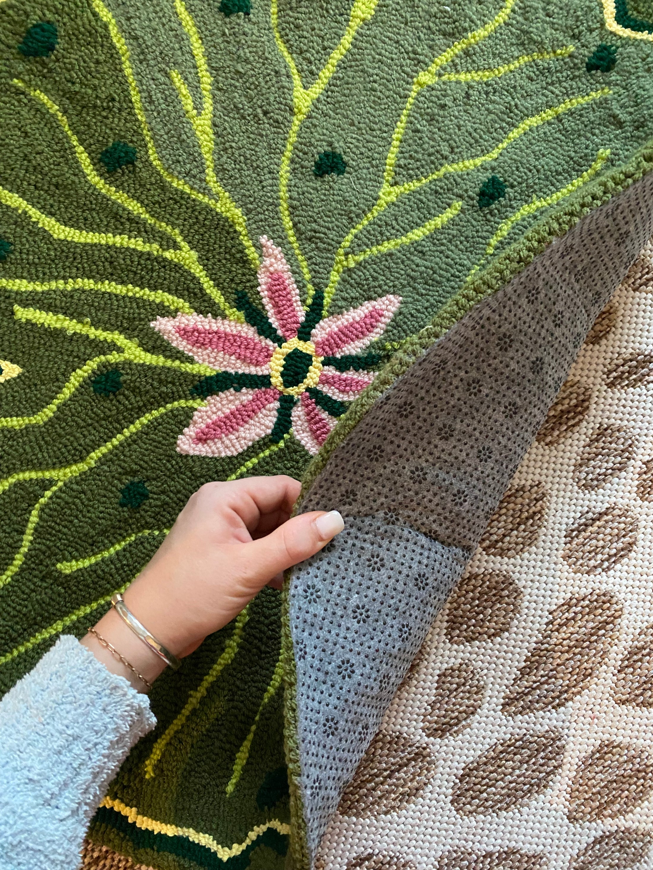 Lily Pad Rug – Lil Tuft Co