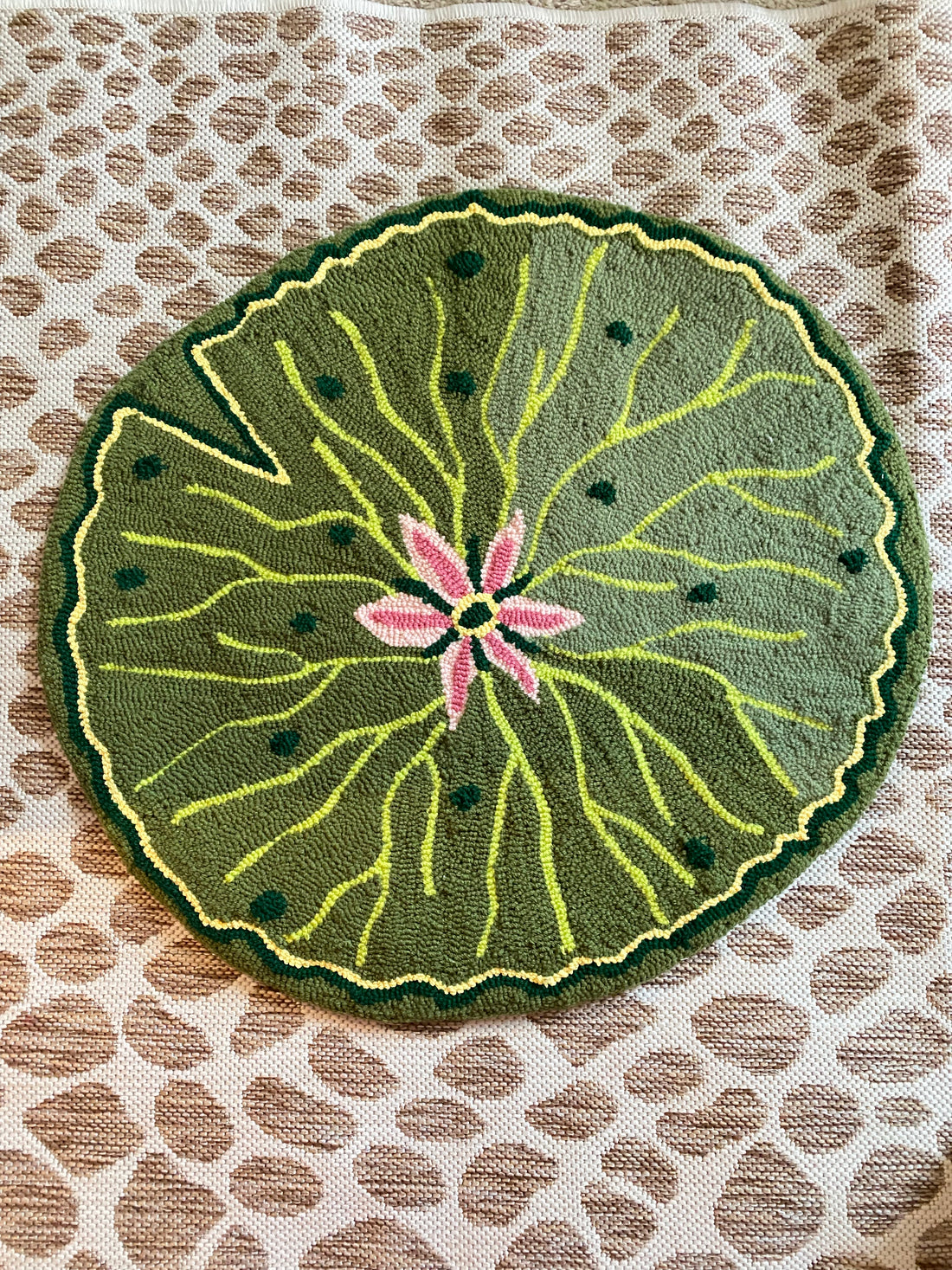 Lily Pad Rug – Lil Tuft Co