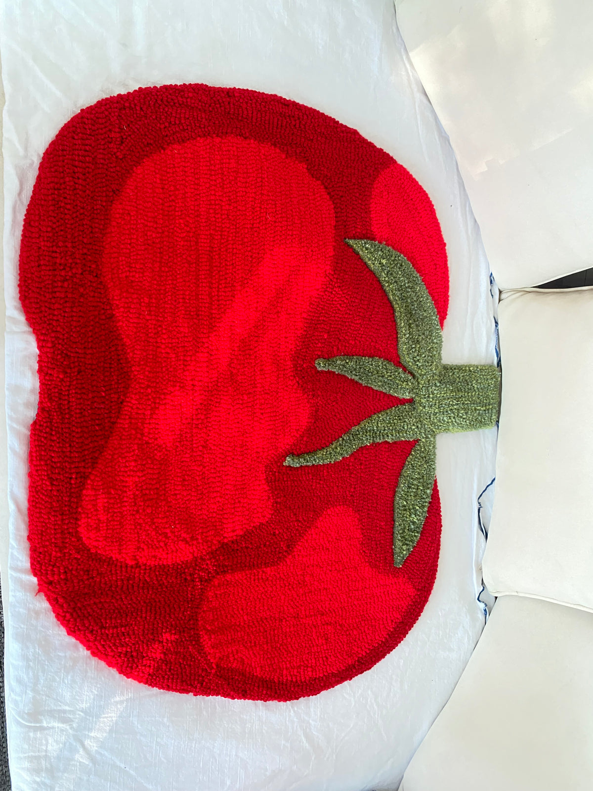 Tomatillo Rugs Tomato Rug – Lil Tuft Co